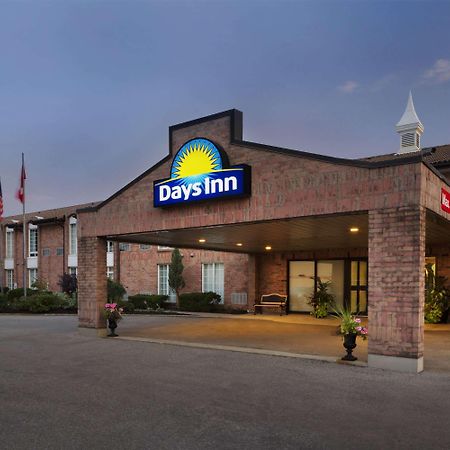 Days Inn By Wyndham Brantford Buitenkant foto