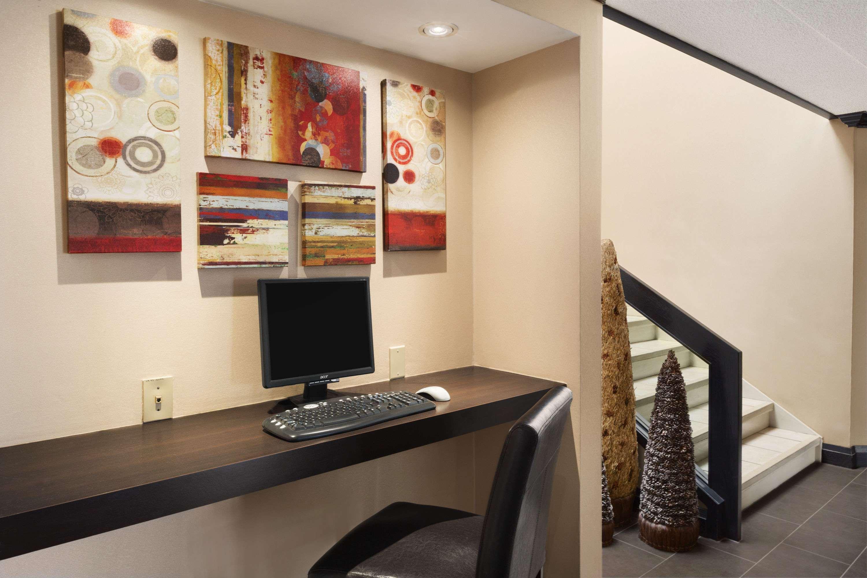 Days Inn By Wyndham Brantford Buitenkant foto